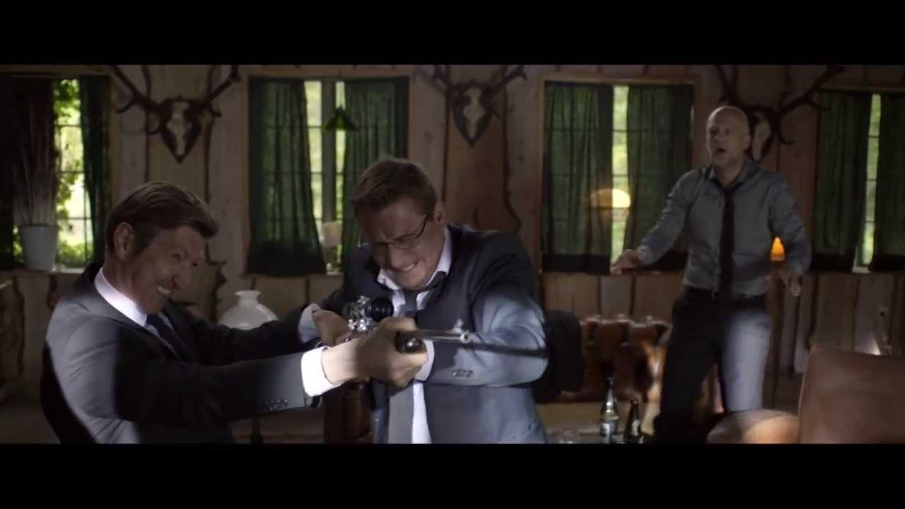 KLASSEFESTEN 2 - Klip 6: Stripper til begravelsen