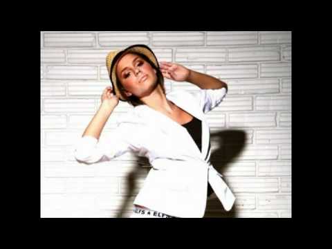 Franka Batelic - Ruža u kamenu