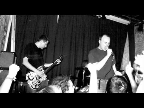 Totalitär - Mediet Som Vapen (hardcore punk Sweden)