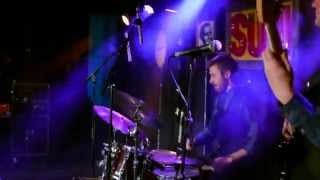 Damon Smith and Sun Rising play 'Mean Woman Blues'