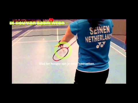 Instructie: backhand short service by Cheryl Seinen