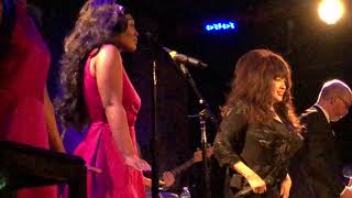 Ronnie Spector • Frosty the Snowman • Because