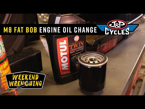 Oil Change : Harley Davidson Milwaukee Eight Softail