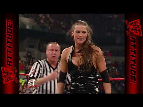 Stephanie McMahon vs. Chris Jericho vs. Triple H - Undisputed Championship | WWF RAW (2002) 2
