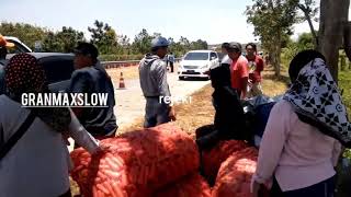 Download lagu TRAGEDI TRAGA MBAH LEM TERBALIK DI TOL PANDA AN SURABAYA DRIVER JEPRI mp3 Download lagu TRAGEDI TRAGA MBAH LEM TERBALIK DI TOL PANDA AN SURABAYA DRIVER JEPRI mp3