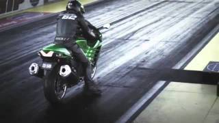 Kawasaki ZZR 1400 2012 vs Suzuki Hayabusa 1300 2011