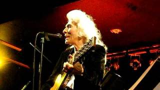 Judy Collins sings The Cat and the Cradle