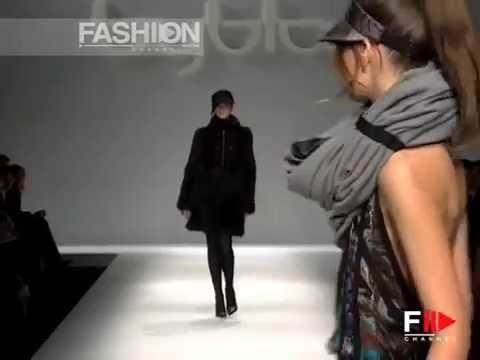 "Byblos" Autumn Winter 2003 2004 Milan 3 of 3 Pret a Porter Woman by FashionChannel
