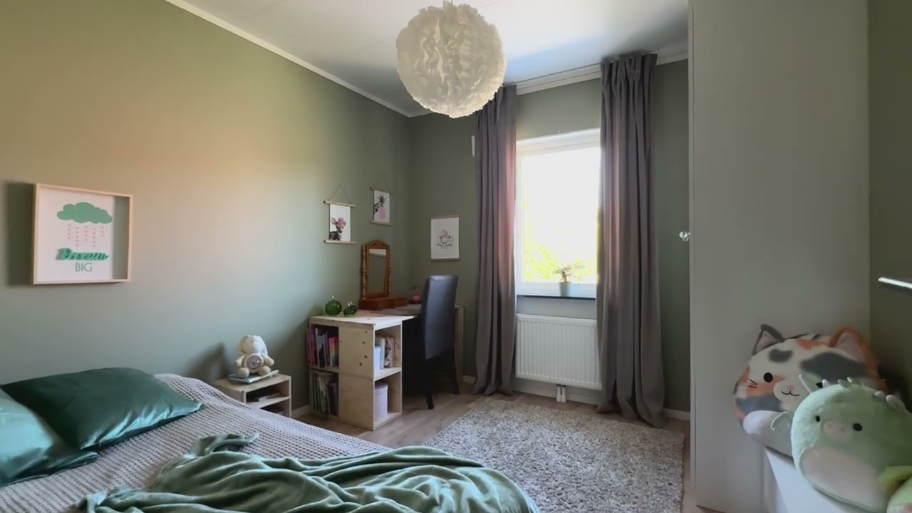 5 rum Radhus på Björkvallen 52 Bålsta - Gamla Bålsta Håbo kommun - video