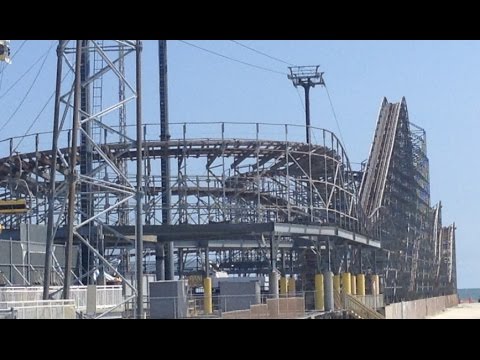 Off-ride footage of a Great White train
