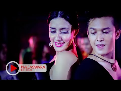 Fairuz A. Rafiq Feat Miladian - Pengalaman Pertama (Official Music Video NAGASWARA) #music