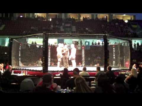 Ronnie Rhodes first title defense