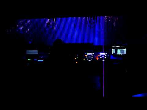 Markus Schulz -plays Back 2 The Dancefloor (KhoMha pres. Halbro Remix) live at pacha 2011