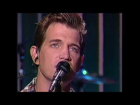 Chris Isaak and Silvertone - live "Go Walkin' Down There" - Tonight Show 10/10/95