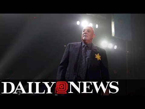 Billy Joel wears yellow Star of David at concert after Charlottesville violence
