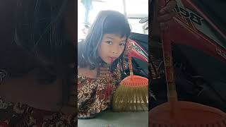 Download lagu guys aku muntah darah mp3