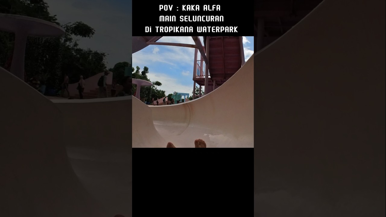 Serunya Main Seluncuran di Tropikana Waterpark Cirebon