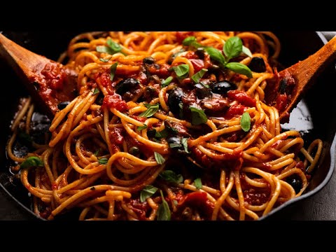 Spaghetti alla Puttanesca - pasta with tomato olive sauce