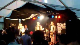 preview picture of video 'Moped Lads live @ Rock the Docks Zug 27.08.2010'