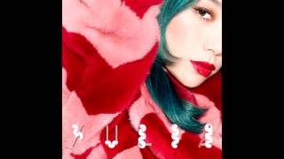 Mademoiselle Yulia - This Weekend