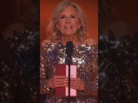 ترانه ( برای) شروین حاجی پور برنده جایزه ( گرمی ) شد👏👏✌️✌️💚💚