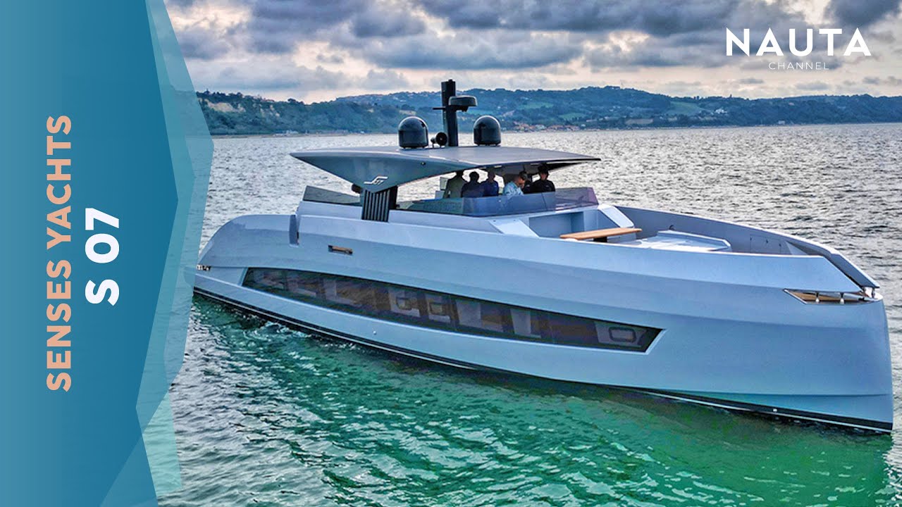 Manda Yacht - 07 - walkaround cruiser yacht
