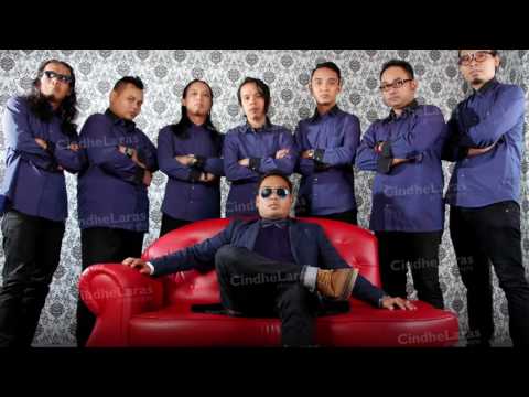 KONEG LIQUIDkustik - Minyak Wangi [Cover] - [Dangdut Akustik Jogja] [LIQUID BAR & KITCHEN]
