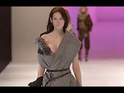 KENZO Fall 2000 Paris - Fashion Channel