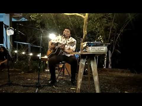 Jon Kastella | Mendadak Bernyanyi Di Beranda