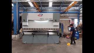 เครื่องพับCNC130/3200mm 6+1แกน