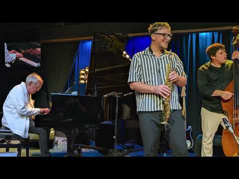 Bob James Quartet "Angela" Live at Middle C Jazz, 8/28/25 in 8K HD Video. Taken with Pixel 10 pro XL