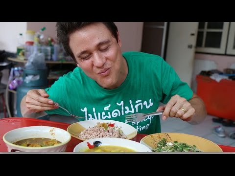 Living in Bangkok: Morning Market, Delicious Feast