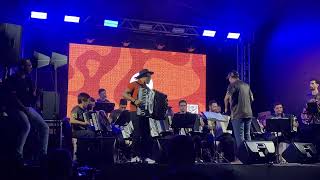 Beto Hortis e Orquestra Sanfônica Balaio Nordeste no encantos da sanfona em João Pessoa-PB