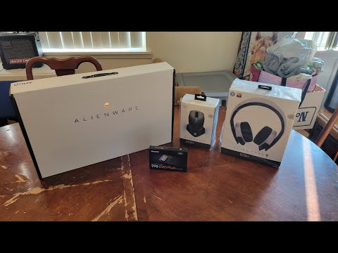 Alienware M15 R5 Ryzen Edition Unboxing (Ft. Doomguy Jr.)