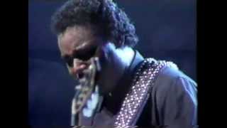 ♫ 6 to 4 / George Benson