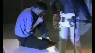 the Undertones - Get Over You (live 1983)