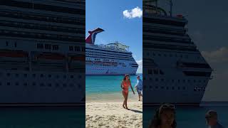 Flori on the go....💃 ❤️ 🌷 ⛱️ 🛳 🌇  #trending #youtubeshorts #ytshorts #travel #cruise #viral #fun