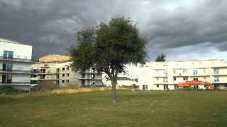 ENTRE LE BIEN ET LE MAL...