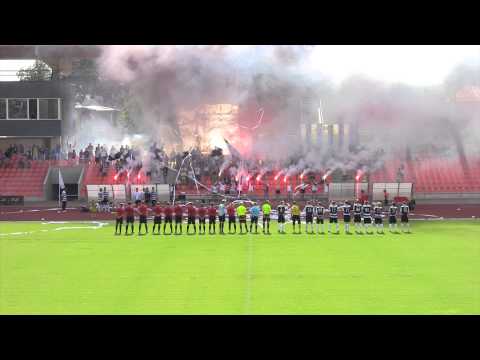 Tartu JK Welco Elekter - Pärnu FC Metropool. Võistkondade sissemarss.