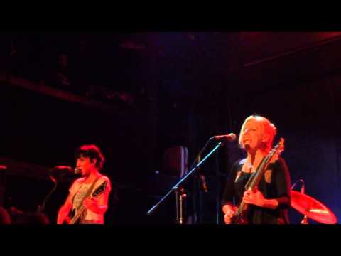 Throwing Muses - Red Shoes - NYC Bowery Ballroom 03/08/14