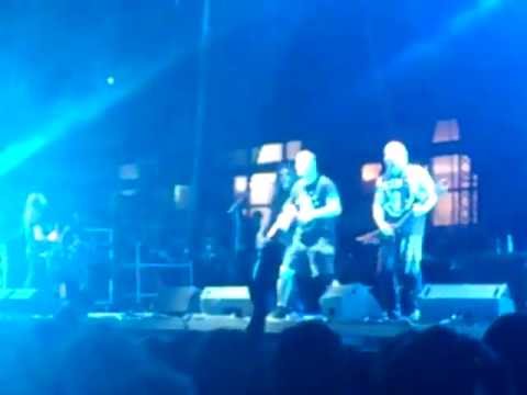 Slayer and Phil Anselmo - Fuckin Hostile (Athens)
