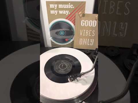 Martha Reeves & The Vandellas- Heatwave ( Vinyl 45 ) From 1963 .