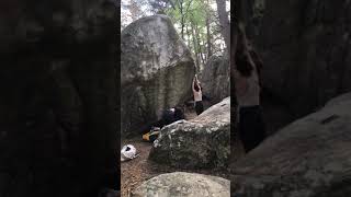 Video thumbnail of Pensées Cachées, 7b. Fontainebleau