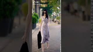 Download lagu Hot sexy body in gorgeous elegant liquid Silver Silk Satin dress mp3 Download lagu Hot sexy body in gorgeous elegant liquid Silver Silk Satin dress mp3