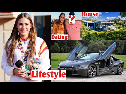 Checking In On Pole-Vaulter Clara Fernandez