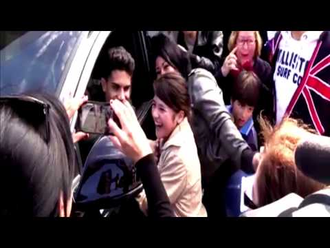 Marc Bartra takes a photo with girl in a wheelchair | RESPECT