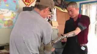 Chinese Man Creates Own Bionic Arm