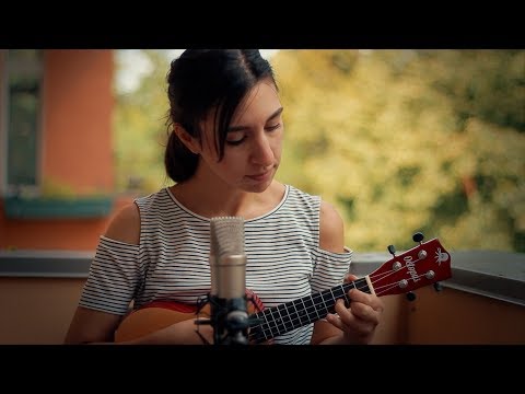 download lagu mp3 mp4 Coldplay Yellow Ukulele Cover, download lagu Coldplay Yellow Ukulele Cover gratis, unduh video klip Coldplay Yellow Ukulele Cover