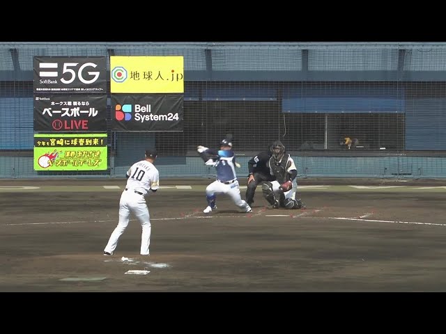 【4回表】3年ぶりの首位打者へ!! ライオンズ・森友哉が持ち前のフルスイングで魅せた!! 2022年2月22日 福岡ソフトバンクホークス 対 埼玉西武ライオンズ