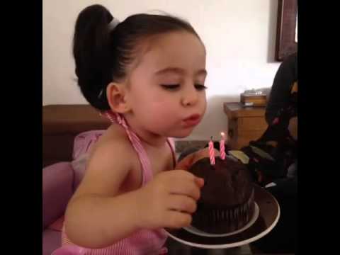 Mi cumpleañera hermosa!!! Lara! Ya 2 años!! te amoooo Vine by Nath Campos